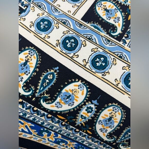 Karl Lagerfeld | Lined Blouse with Bell Sleeves - Picture 2 of 5